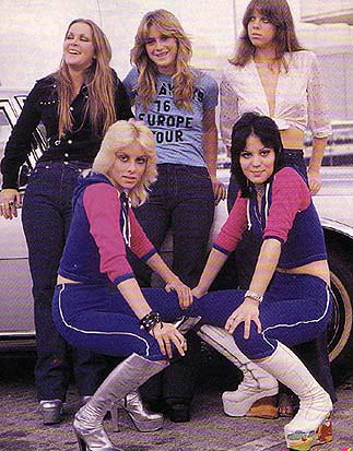 Music / The Runaways