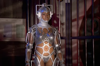 Recap / Torchwood S1 E4 "Cyberwoman"